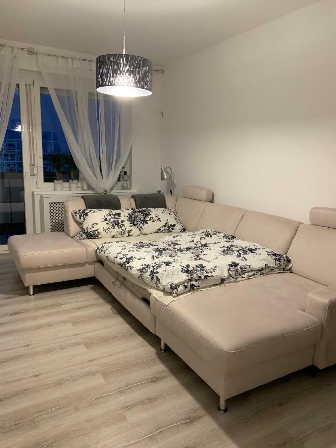 Origo Apartamento Győr Exterior foto