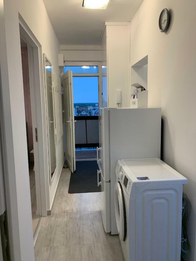 Origo Apartamento Győr Exterior foto